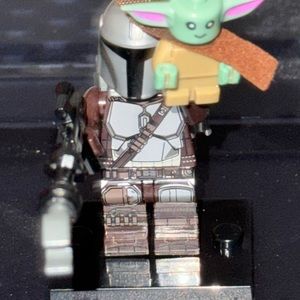 Mandolorian Mini figure